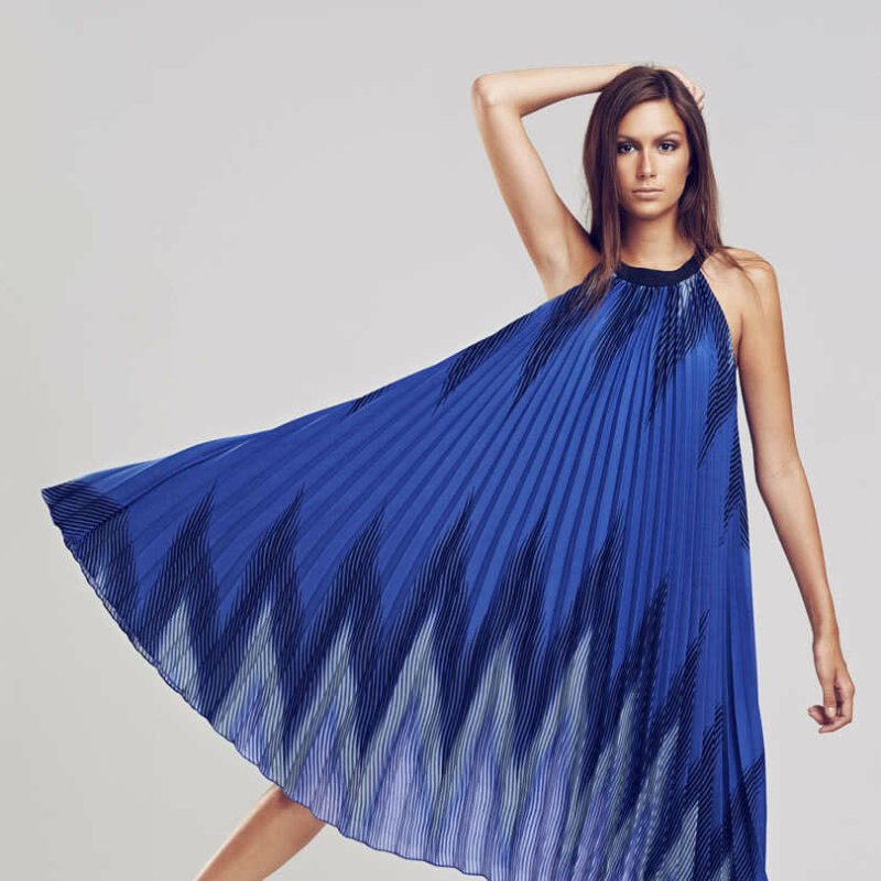 blue-dress-model